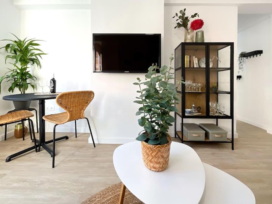 Ks Costa Capri - Kaleria Suites Алмерия Екстериор снимка